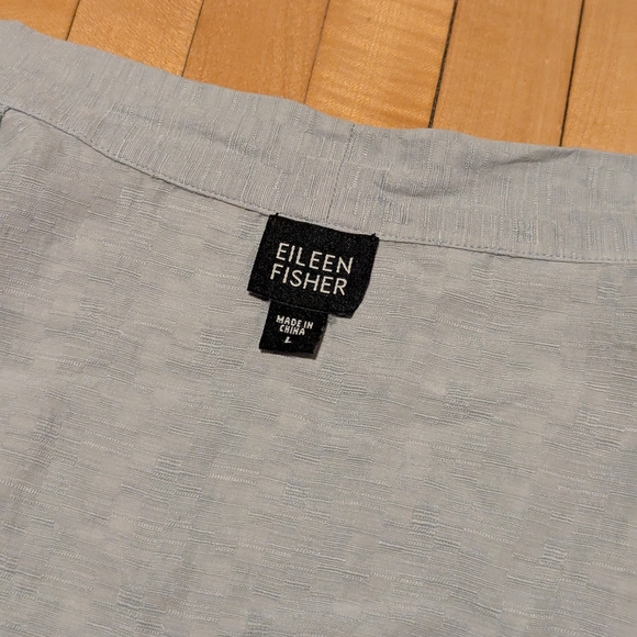 Eileen Fisher Sleeveless Silk Kimono Wrap Blouse in Taupe | Size Large - Picture 3 of 4